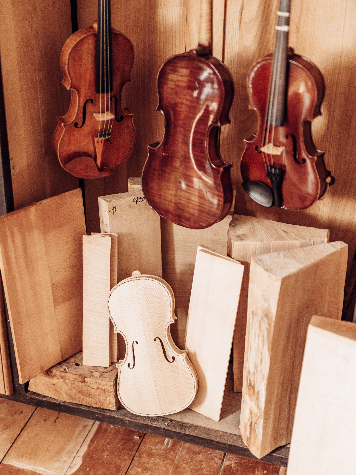 3c319a62-a3a3-4242-906d-c9138a46850b 2